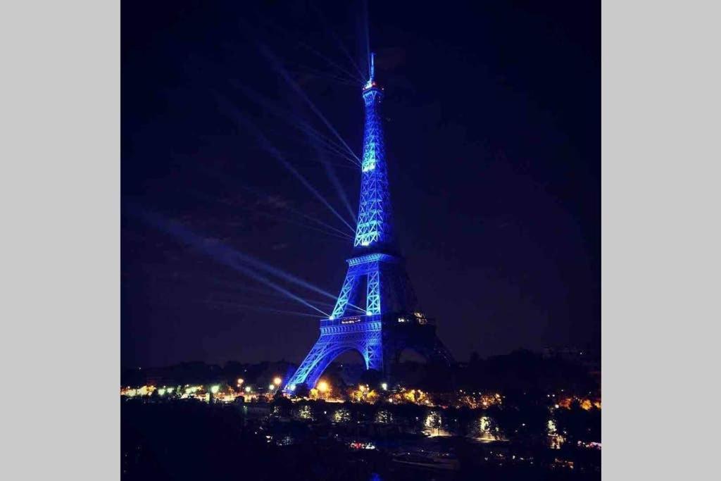 Apartament Eiffel Tower Romantic View Paryż Zewnętrze zdjęcie