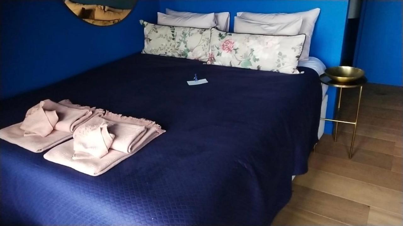 Apartament Eiffel Tower Romantic View Paryż Zewnętrze zdjęcie